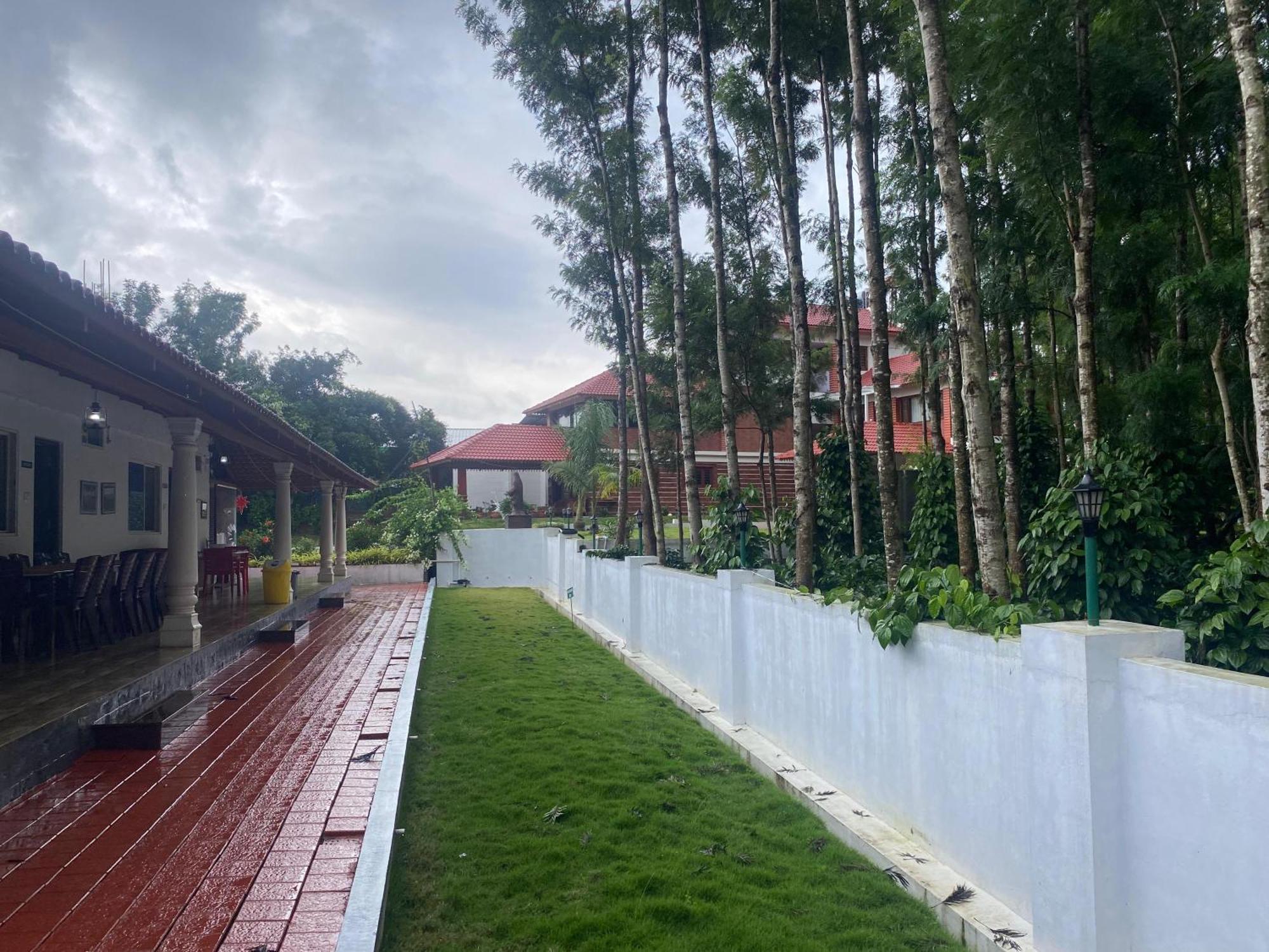 Bougain Villa Chikmagalur Exterior photo
